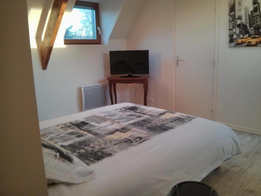 Les Etangs Des Couartes Bed & Breakfast *